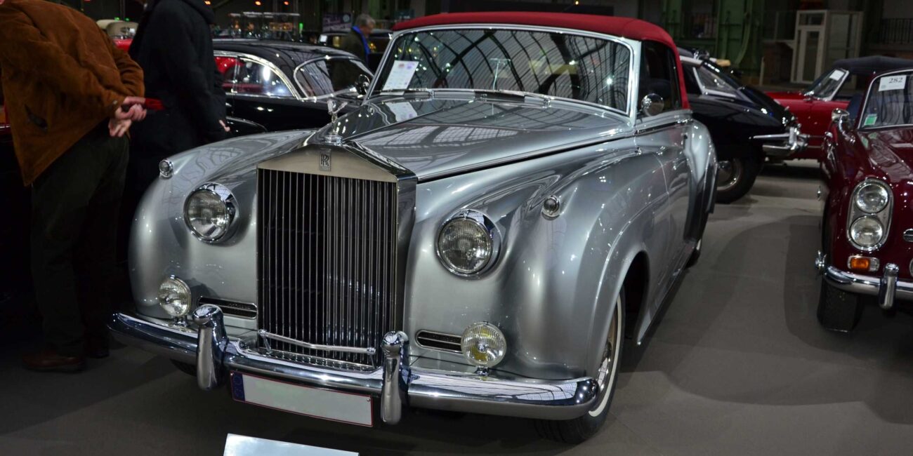 What’s the Fundamental Difference Between Classic, Exotic, and Antique Cars?